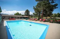 Estes Mountain Inn - Swimmingpools
