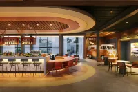 Moxy Banff - 4-Star