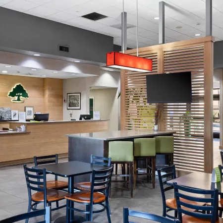 GreenTree Inn & Suites Phoenix Sky Harbor