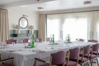 The Holt Hotel - Boutique