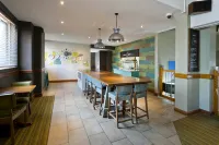 Premier Inn Birmingham City Centre Bridge Street - Bar