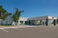Spark by Hilton Owen Sound - Bãi đậu xe