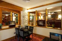 Premier Inn Cwmbran - parking