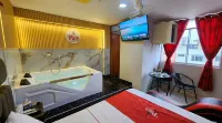 HOSTAL PARIS 4 - Hostels