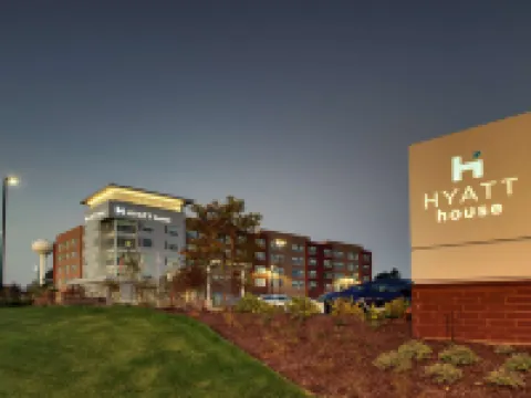 Hyatt House Oak Brook Hotels in Oak Brook