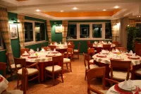 Hotel Villa Dvor Hotels in Lokva Rogoznica
