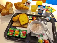 พรีเมียร์ คลาส เพอร์พินาน ซุด - พร้อมอาหารเช้า