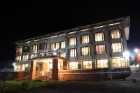 Shalini Excellency Hotels in Avakali