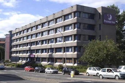 Premier Inn Aberdeen City Centre Hotels near Primark