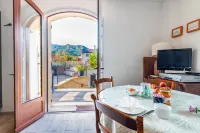 Comfortable Apartment Nyons Private Garden, Wellness