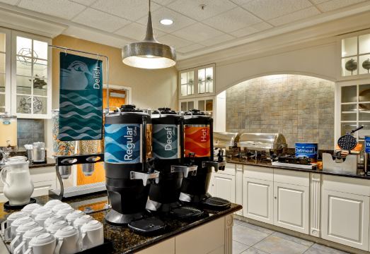 힐튼 홈우드 스위트 객실 내부 주방