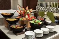 Embassy Suites by Hilton Boston Waltham - breakfast