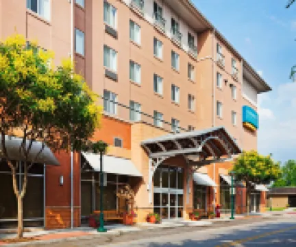Staybridge Suites CHATTANOOGA DWTN - CONV CTNR by IHG