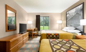Super 8 by Wyndham Hannibal