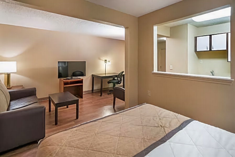 Extended Stay America Suites - Tulsa - Midtown