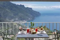 Villa Piedimonte - con vista mare