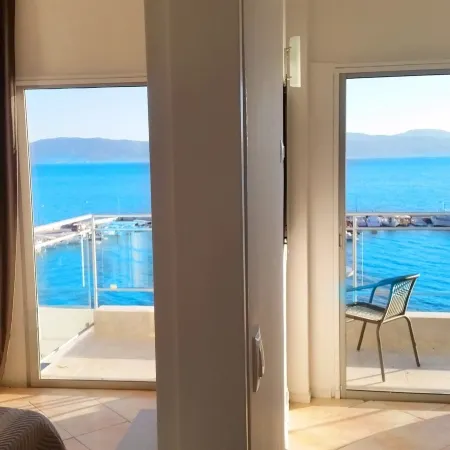 Porto Evia Boutique Hotel