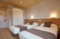 Hostal Nobadis فنادق في Cervera