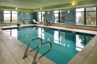 Holiday Inn Express & Suites PUEBLO NORTH by IHG - Pools