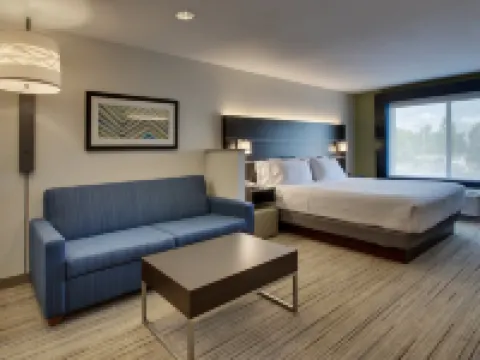 Holiday Inn Express & Suites MORRIS by IHG Hotels in Morris