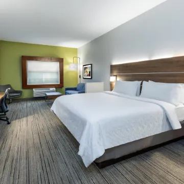 Holiday Inn Express & Suites JUNCTION by IHG