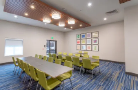 Holiday Inn Express & Suites COLUMBUS - WORTHINGTON by IHG