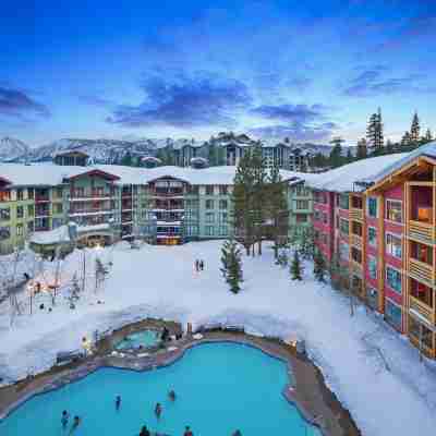 The Village Lodge Hotel Exterior