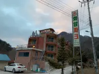 Jeongseon Hwaam Park