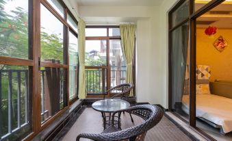 Yalong Bay Green Forest Resort Villa Apartment (Yalong Bay Road No.2)