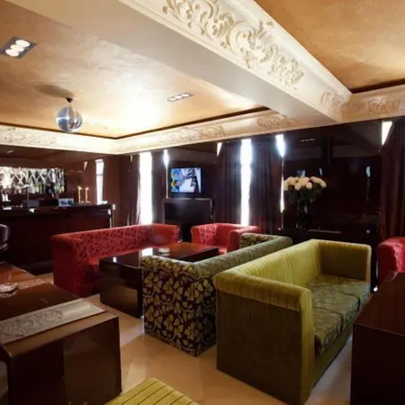 Maxim Pasha Hotel