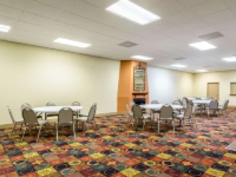Quality Inn & Conference Center Hotels in Heber Township