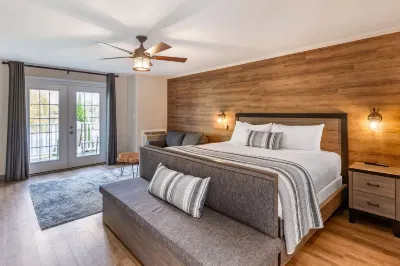 Bayview Wildwood Resort, Ascend Hotel Collection Các khách sạn ở Gravenhurst