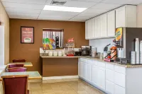 Econo Lodge Cranston - Providence Hotels in Cranston