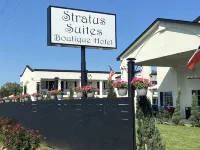 ストラタス スイーツ ブティック ホテル