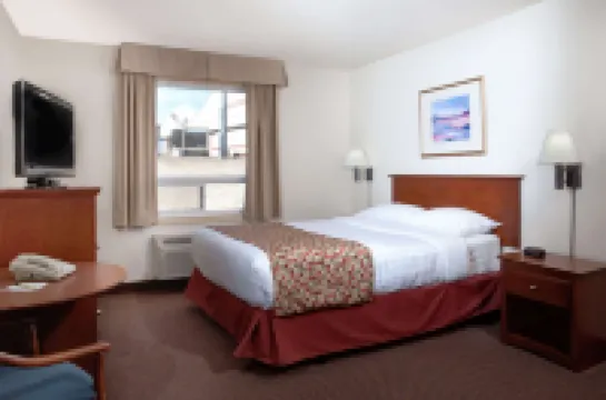 Super 8 by Wyndham Caraquet Hotels in Gloucester County