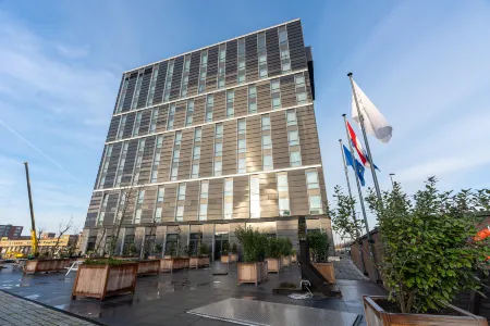 Four Elements Hotel