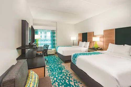 La Quinta Inn & Suites by Wyndham Cleveland TN Hotels in Bradley County