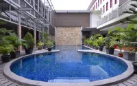 Hotel Grand Nanggroe - Pools