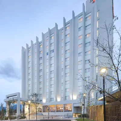 Courtyard Saltillo Hoteles cerca de Cimaco