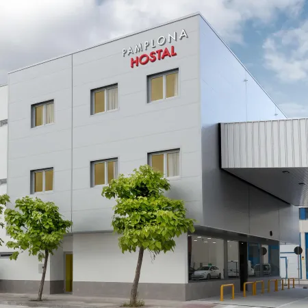 Iraipe Pamplona Hostal Auto Check-IN
