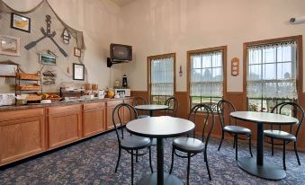 Super 8 by Wyndham Pella