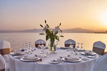 Sheraton Soma Bay Resort Отели в г. Qesm Safaga