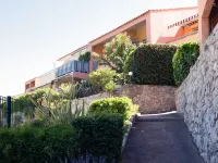 Les Jardins d'Amaryllis La calanque de la Cron附近的飯店