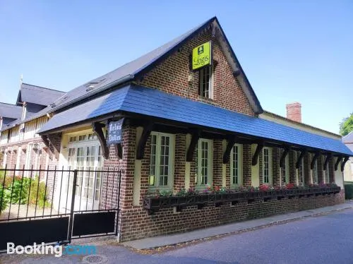 瑞萊斯達爾斯酒店