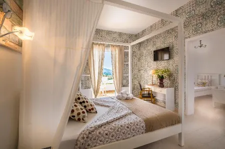 Bella Colina I Vintage Hotel 1953