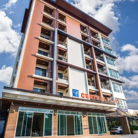 Central Place Angsila Отели рядом с достопримечательностью «Гора Кхао-Саммук»