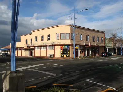 Masonic Hotel Hotel a Waitara