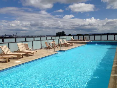 The Spencer Hotel Hotels near Kitchener Park