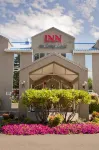 Inn on Long Lake - 2-Star
