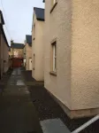 8 Varis Apartments